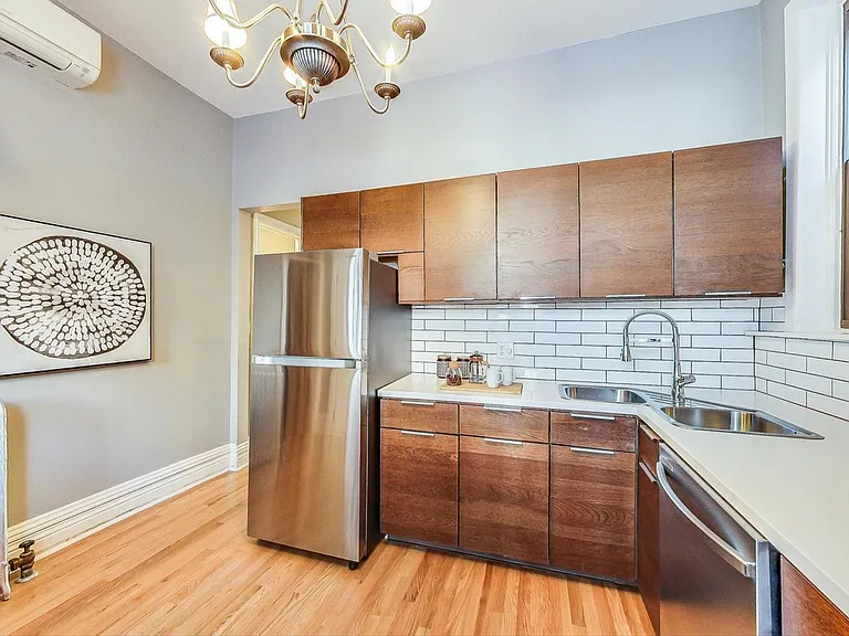 716 W Webster Ave #1W — Photo 9