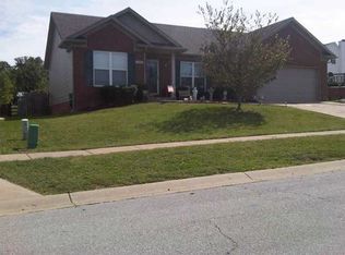 135 Woodfield Cir, Shelbyville, KY 40065