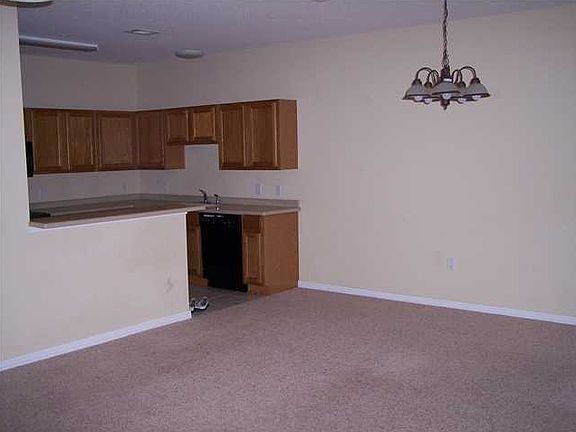 2nd image of 1409 Beaver Run #5