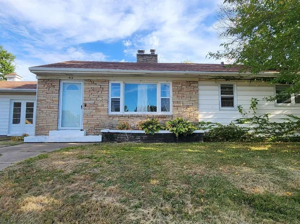 816 Spalding Blvd, Davenport, IA 52804