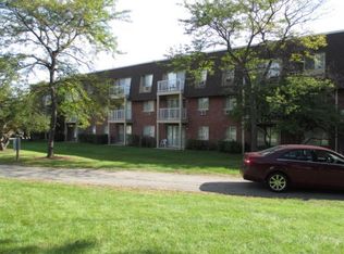 3 Villa Verde Dr APT 304, Buffalo Grove, IL 60089
