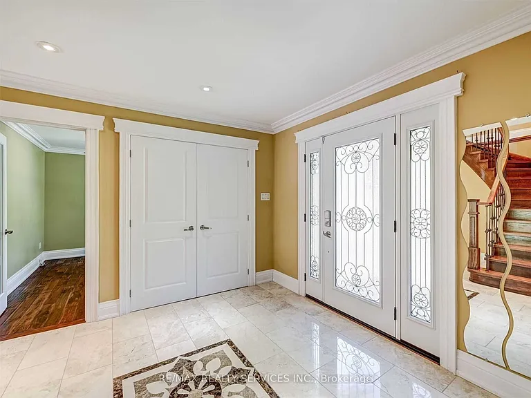 1570 Tipperary Ct — Photo 5