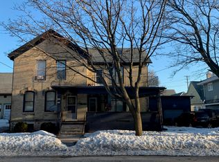 704 Hamilton St, Manitowoc, WI 54220