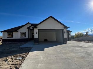 1271 W 2360 N, Helper, UT 84526