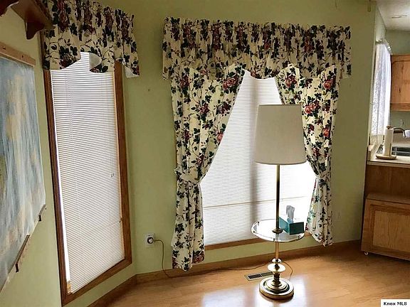 3rd image of 2471 Apple Valley Dr