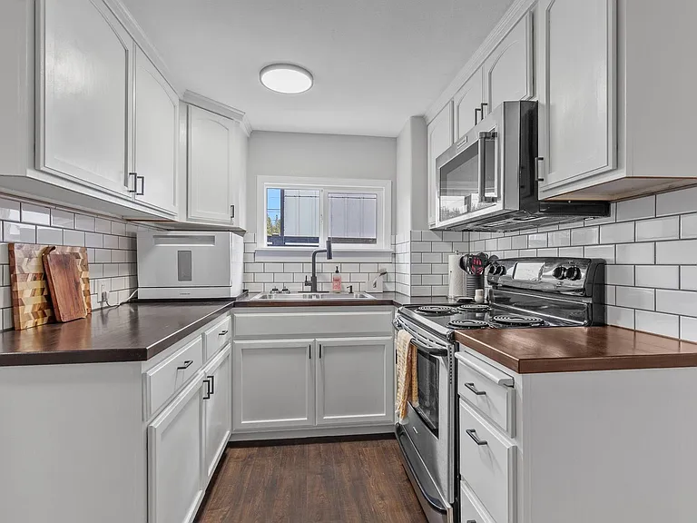 1419 E Birch Ave — Photo 7