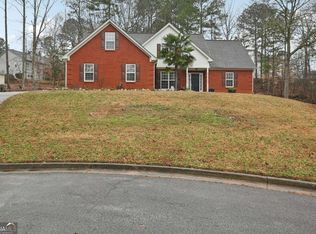 25 Castlehill Ct, Covington, GA 30016