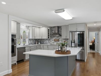 19 Michael Ave, Nashua, NH, 03062