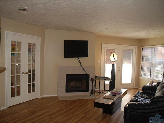 5th image of 2314 Bamboo Dr APT I104