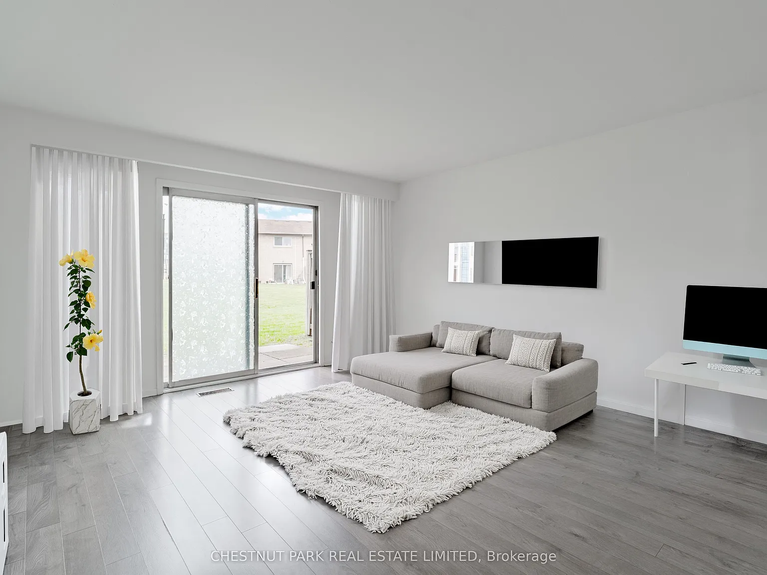 3 bed, $3,000 — Photo 3