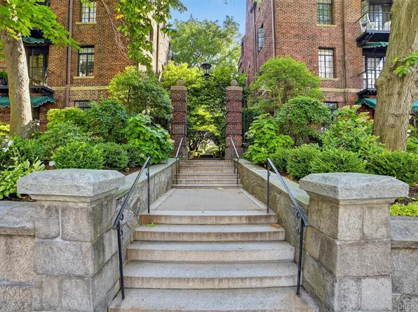 20 N North Broadway #G230, White Plains, NY 10601