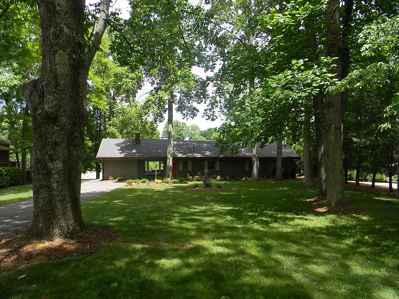 1st image of 516 Baywood Dr