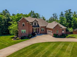2801 Hollow Oak Dr, Crestwood, KY 40014