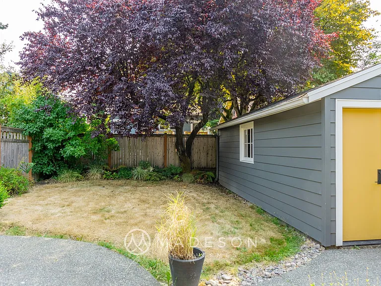 7522 9th Ave NE — Photo 7