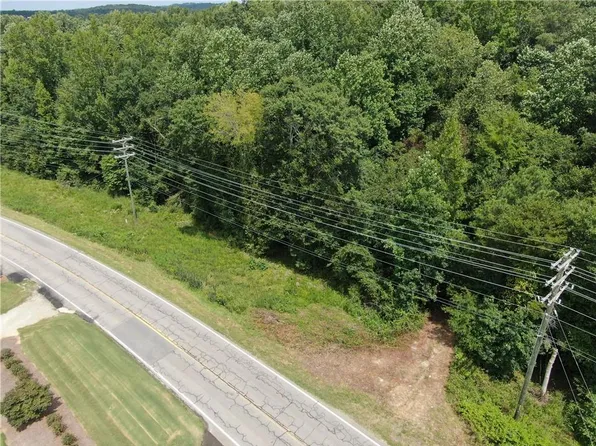 7249 Spout Springs Rd, Flowery Branch, GA 30542