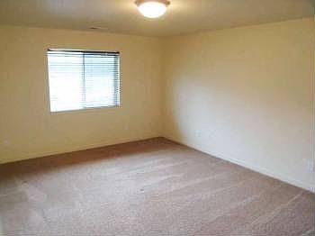 4th image of 2906 NE 157th Ct
