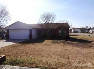 2 Meadow Ridge Loop, Maumelle, AR 72113