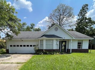 1608 Dunkirk St, Slidell, LA 70461