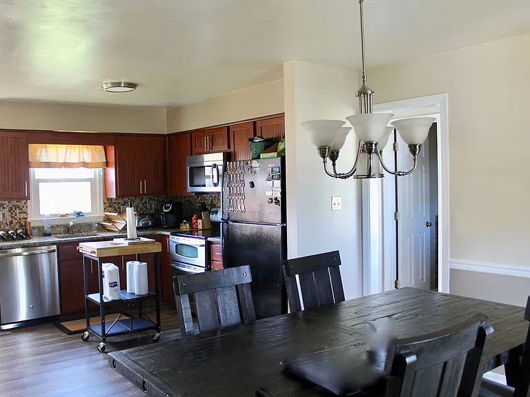 1149 Balch Pl — Photo 6