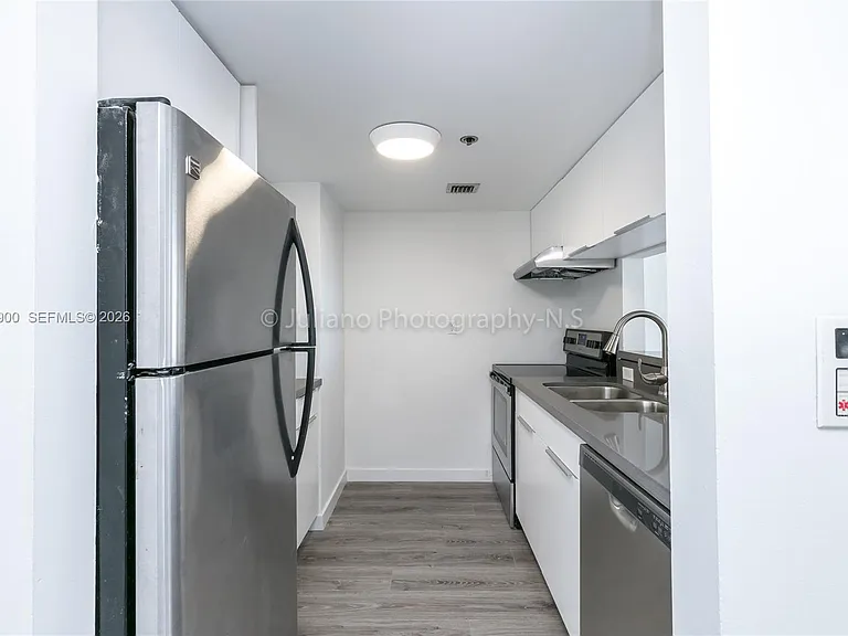 7601 E Treasure Dr #1509 — Photo 8