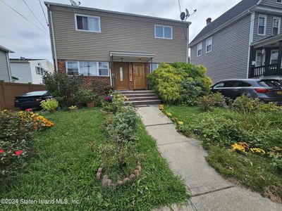 28 Area Pl, Staten Island, NY, 10314