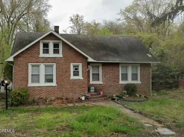 94 Church Road, Howell, NJ 07731