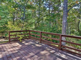 81 Round House Rd, Buzzards Bay, MA 02532