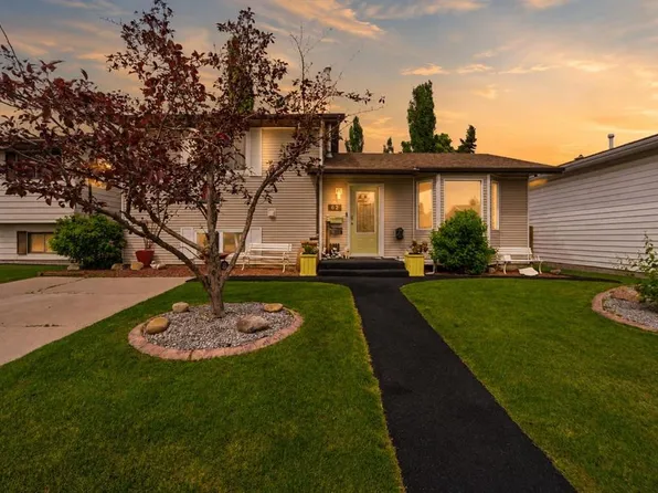 62 S Rupert Cres, Red Deer, AB T4P 2Z1