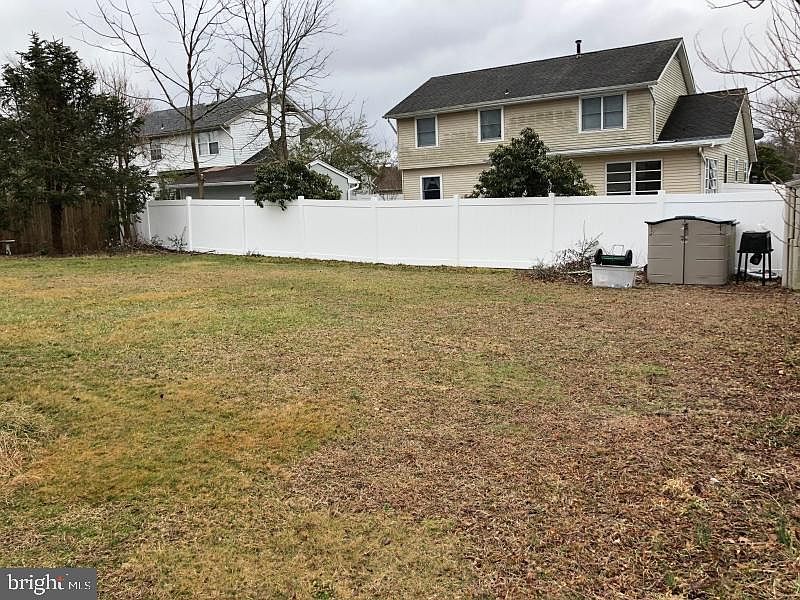 2nd image of 80 Country Club Blvd