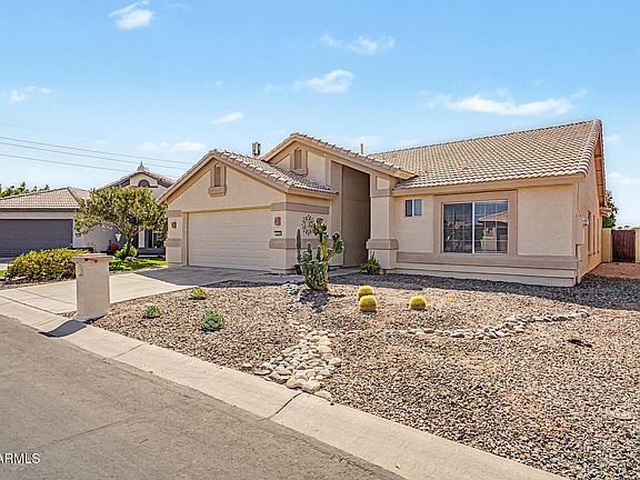 5th image of 2940 N 154TH Drive