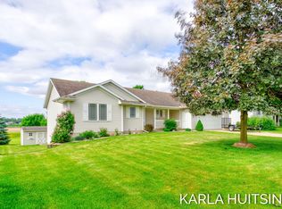 3546 Rush Creek Dr, Hudsonville, MI 49426
