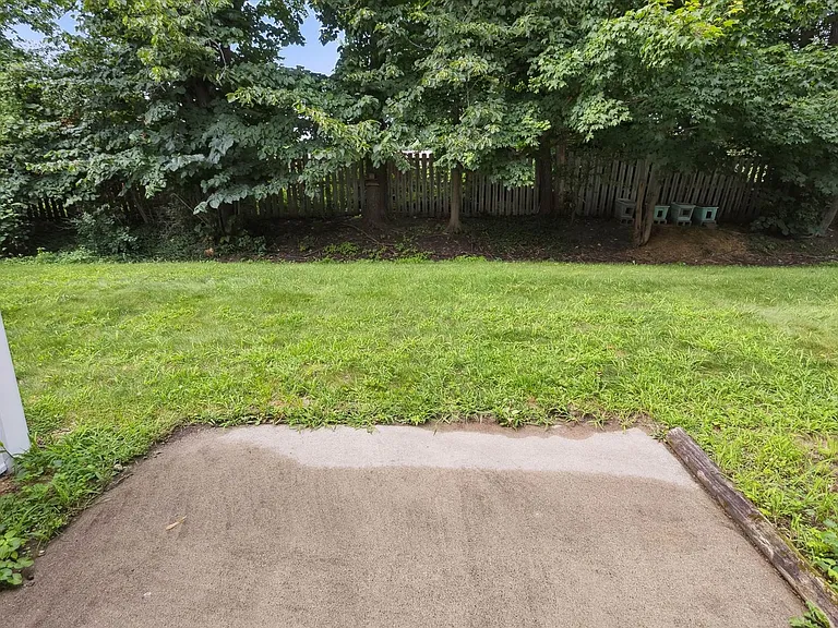 12513 Church St — Photo 52