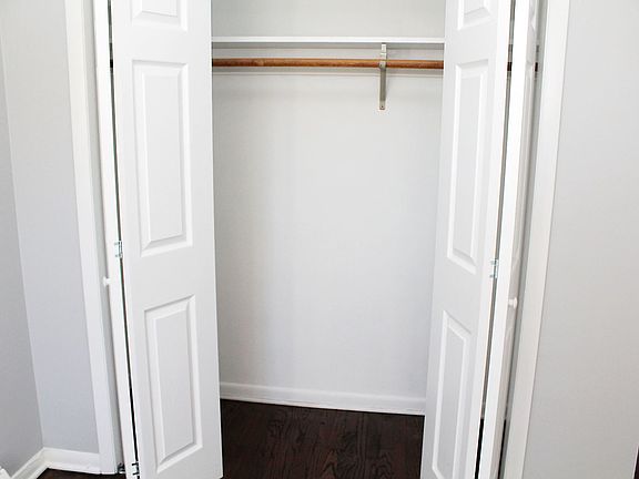 Bedroom 11 Closet