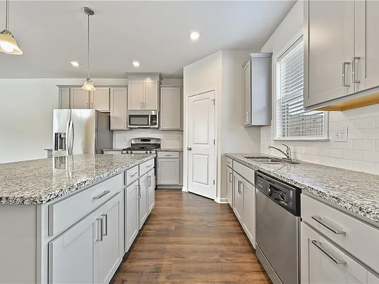 3798 Hidden Valley Cir — Photo 25