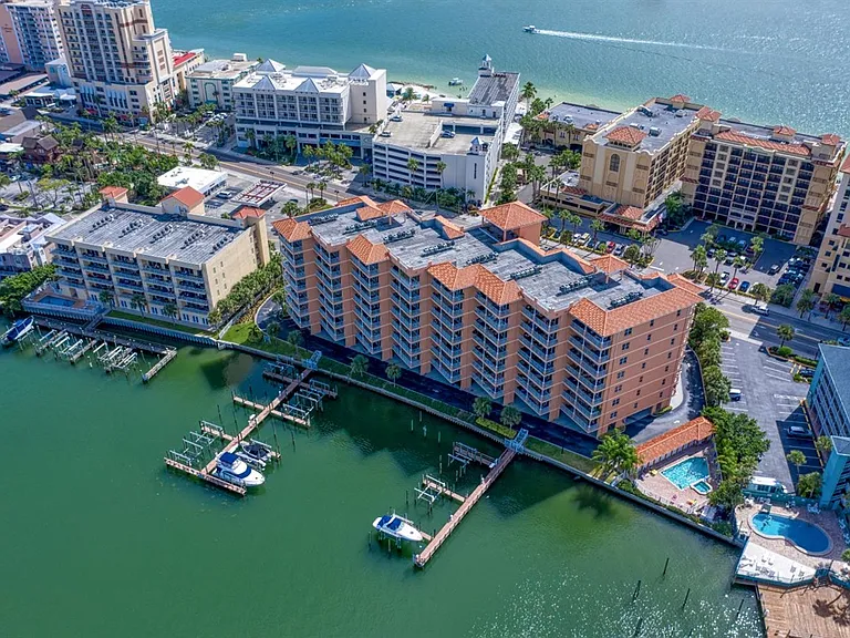 530 S Gulfview Blvd #401 — Photo 24
