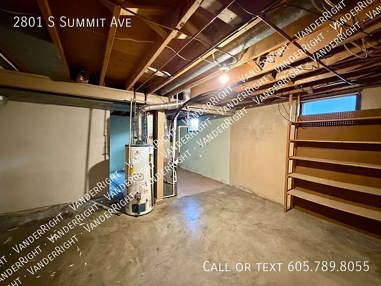 2801 S Summit Ave — Photo 21