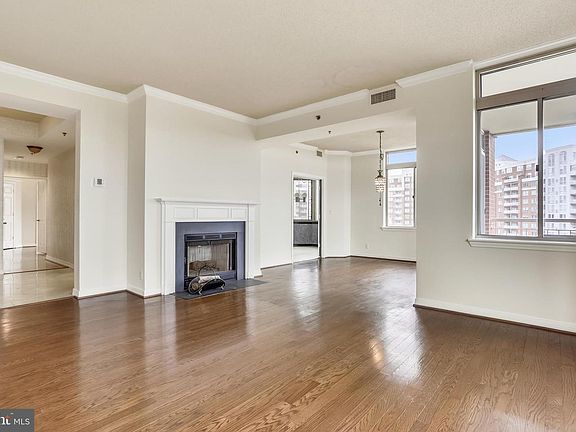 2nd image of 5809 Nicholson Ln #Penthouse 1502