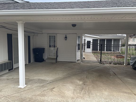 3rd image of 1814 Avon Rd
