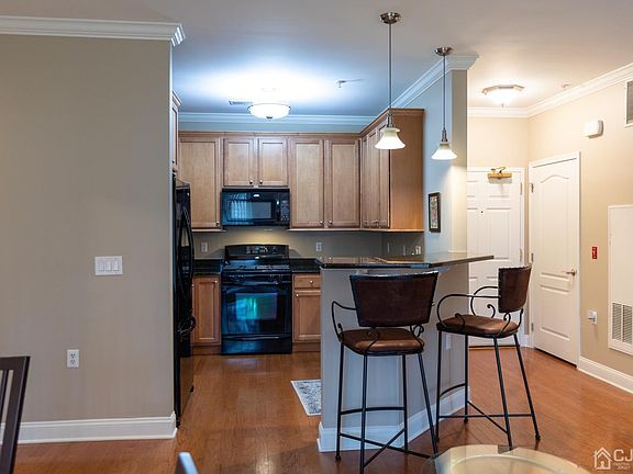 5th image of 8104 Falston Cir