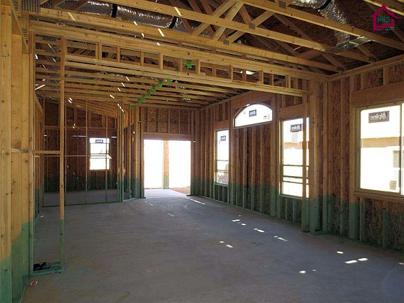 3rd image of 5897 Coyote Flats St