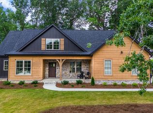 1946 Corral Rd, Signal Mountain, TN 37377