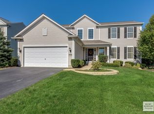 275 Foster Dr, Oswego, IL