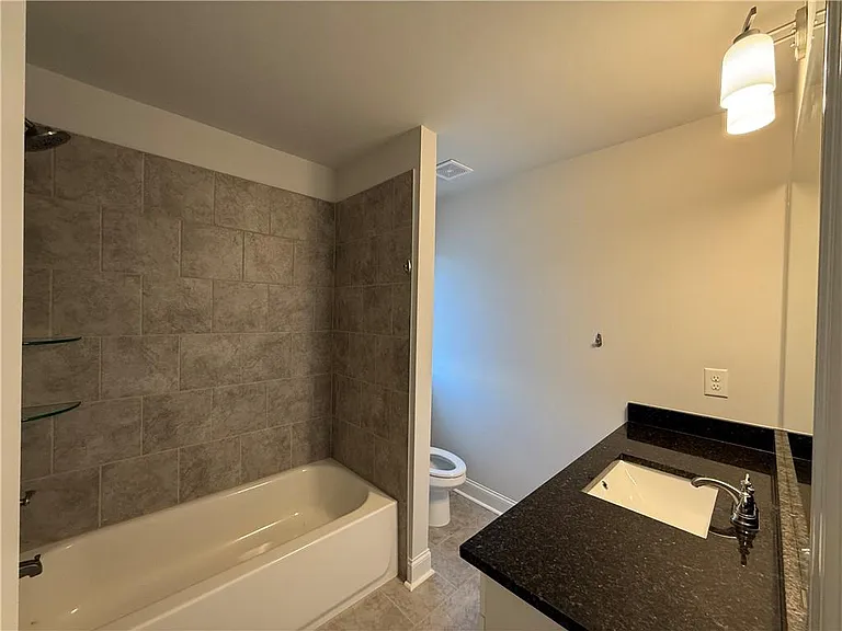 345 Hellen Valley Dr — Photo 24