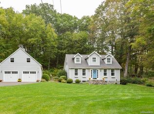 28 Hulls Hill Rd, Southbury, CT 06488