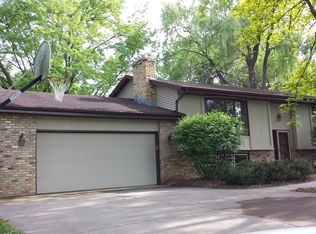 16005 Creekwood Rd, Prior Lake, MN 55372