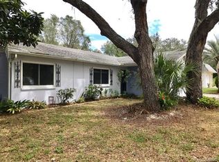 6421 Hillview Rd, Spring Hill, FL 34606