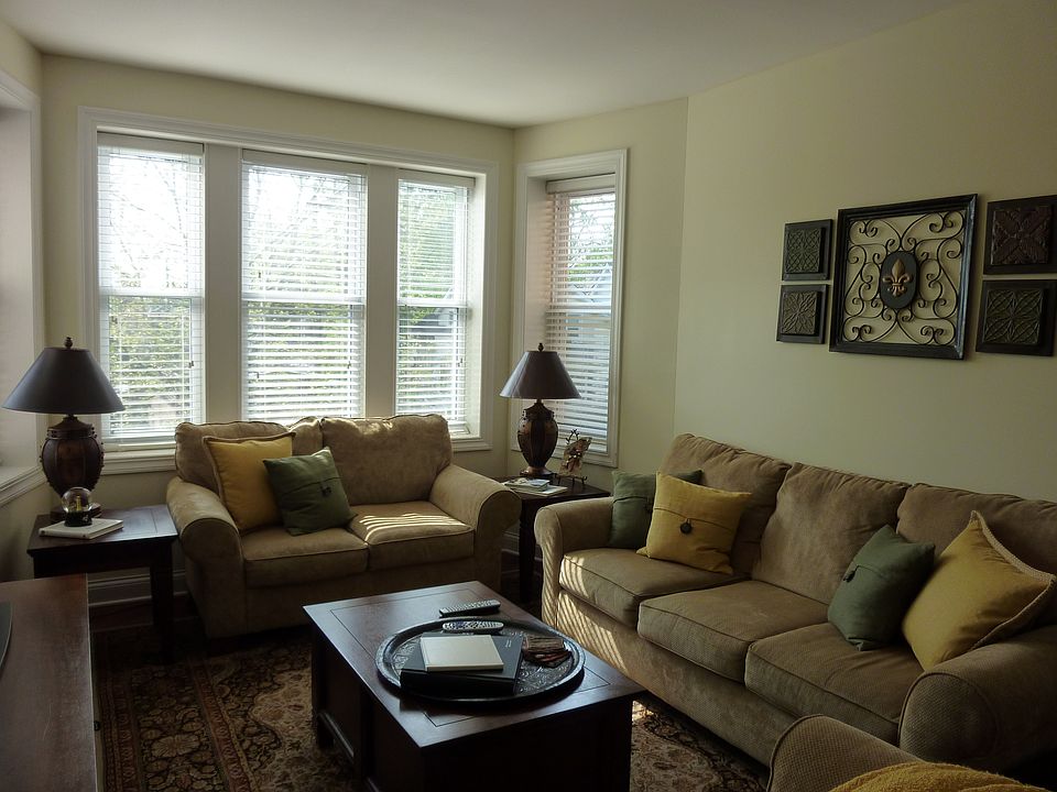 1st image of 4009 N Leamington Ave