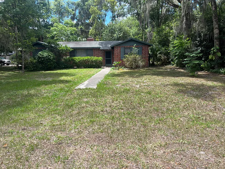 1005 NW 13th Ave — Photo 1
