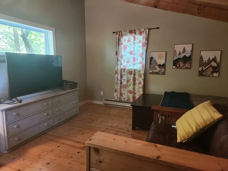 18 Cowan Ln — Photo 9