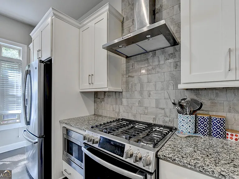 4245 Deming Cir — Photo 11